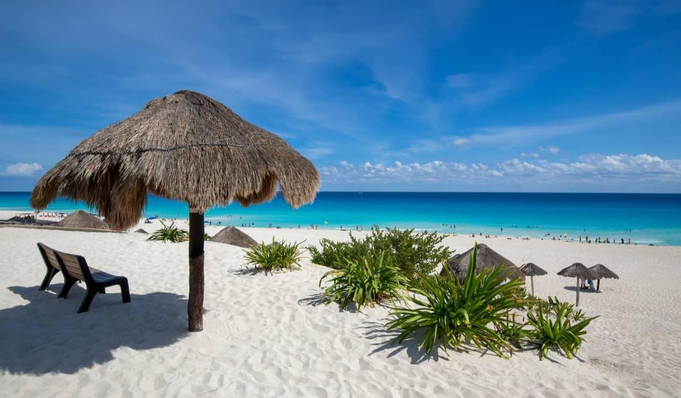 Altus Homes By Andiani Travel Cancún Extérieur photo